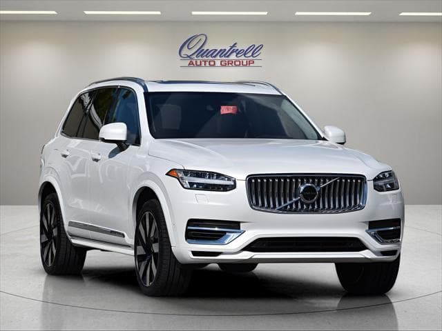 2024 Volvo XC90 Recharge Plug-In Hybrid SUV in Crystal White Metallic - Image 2