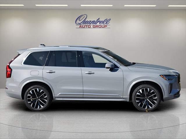2026 Volvo XC90 SUV in Vapour Grey Metallic - Image 3