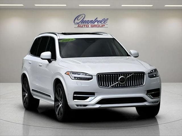 2023 Volvo XC90 SUV in Crystal White Metallic - Image 2