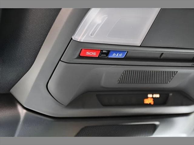 2025 Subaru Crosstrek SUV in Magnetite Gray Metallic - Image 36