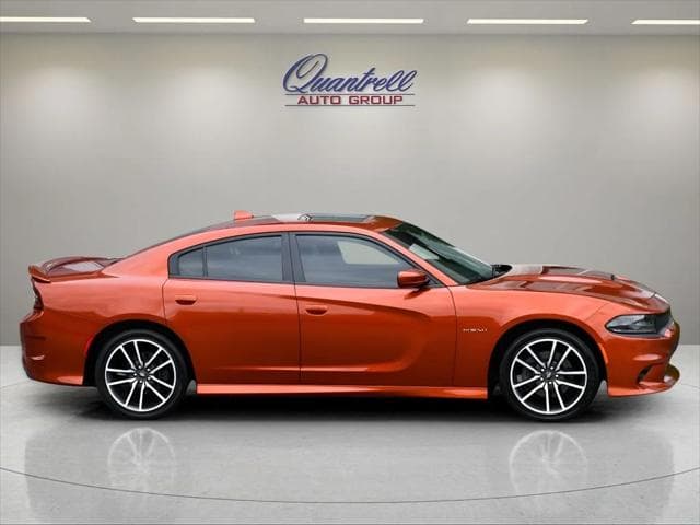 2020 Dodge Charger Sedan in Sinamon Stick - Image 3
