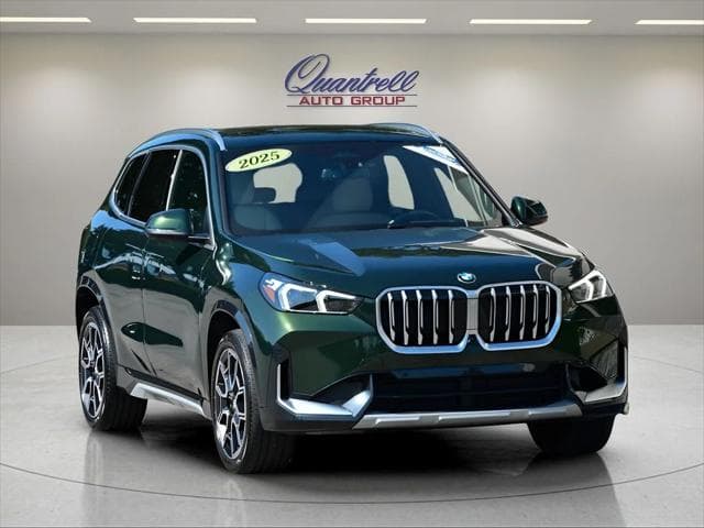 2025 BMW X1 SUV in Green - Image 2