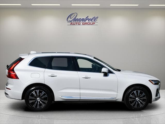 2022 Volvo XC60 SUV in Crystal White Metallic - Image 3