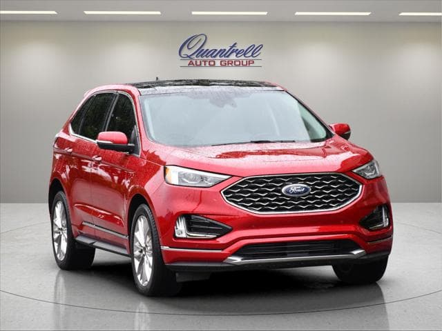 2022 Ford Edge SUV in Rapid Red Metallic Tinted Clearcoat - Image 2