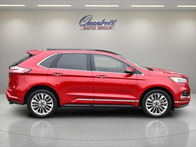 2022 Ford Edge SUV in Rapid Red Metallic Tinted Clearcoat - Image 3